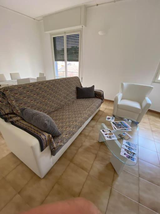 La Casa Di Andrea Grande Appartamento A Due Passi Dalle Spiagge Rapallo Luaran gambar